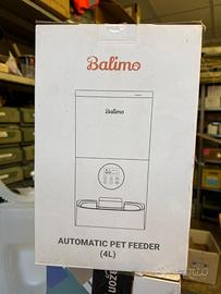 Distributore cibo gatti