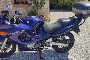 Suzuki GSX 750 F 2004 - 25.600 km - revisionata