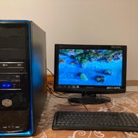 PC fisso con licenza Windows 10 Pro attiva