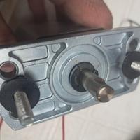 Motorino alzavetri per Ferrari destro o sinistro