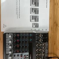 Mixer Behringer xenix Q802USB