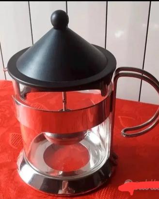Teiera vetro e acciaio con design scandinavo