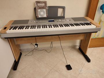 Pianoforte -  YAMAHA DGX-640
