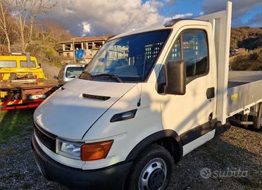 Iveco daily cassone fisso 4,50 mt