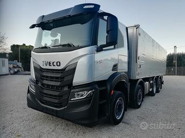 Iveco x-way 480