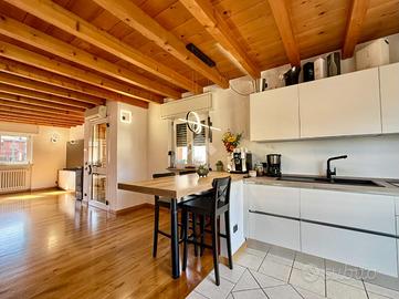 PORZIONE DI BIFAMILIARE A GORLE