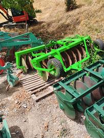 attrezzatura agricola  varie come da foto 