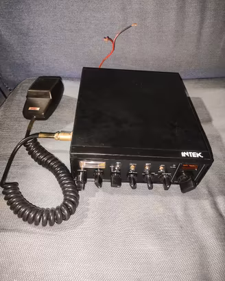 INTEK Tornado 34S - Radio CB (AM/FM/SSB)
