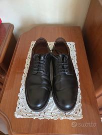Scarpe nere eleganti
