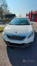 Peugeot 2008 Allure 1.6 diesel anno 2015. Euro 6