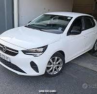 Opel corsa 2020 musata frontale ricambi