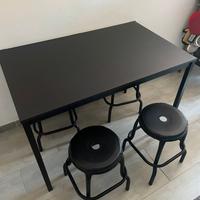 Tavolo IKEA TARENDO