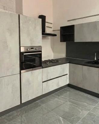 Cucina con trasporto Moderna Completa Grigia angol