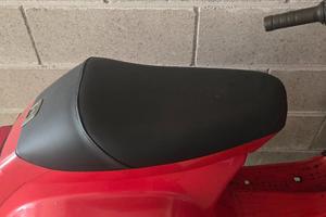 Vespa 50