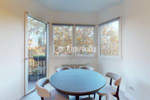 3 LOCALI RISTRUTTURATO E ARREDATO PIANO ALTO