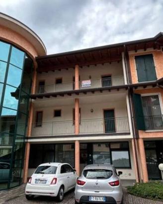 Appartamento di 142 m² con 4 locali e box auto dop