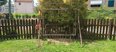 Struttura dondolo da giardino in metallo 