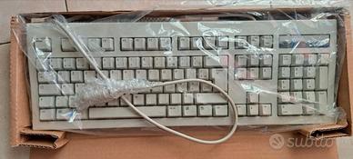 BTC 5140 TASTIERA QZERTY CON TASTO WINDOW DIN