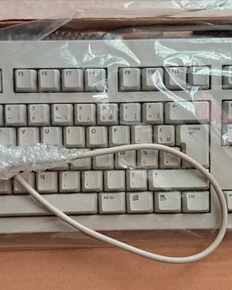 BTC 5140 TASTIERA QZERTY CON TASTO WINDOW DIN