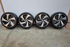CERCHIO IN LEGA PER VOLKSWAGEN GOLF 7.5  + GOMME