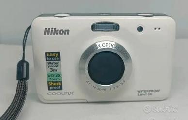 Fotocamera digitale NIKON COOLPIX S30