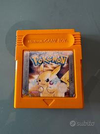 Game boy color pokemon giallo carica