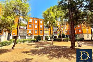 Appartamento 4 vani Viale dell'Industria 137
