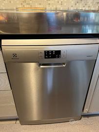Lavastoviglie electrolux