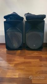 Casse amplificate Mackie Thump TH-15a