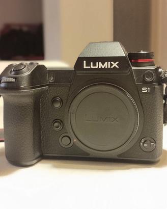 Panasonic S1
