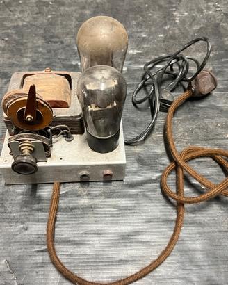 Alimentatore / Ricevitore a Valvole d'Epoca ‘20/30
