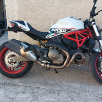 Ducati Monster 821 Stripe White