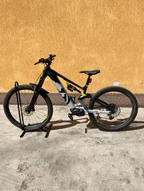 Husqvarna Hard Cross HC1