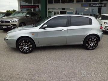 Alfa Romeo 147 1.9 JTD (115 CV) cat 5p. Dist.