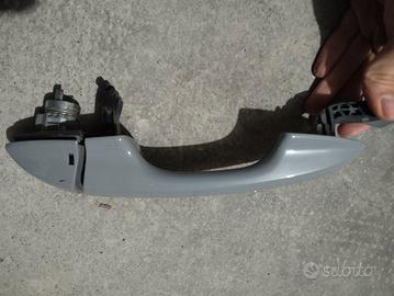 Maniglia esterna portiera sinistra Ford Puma 2019-