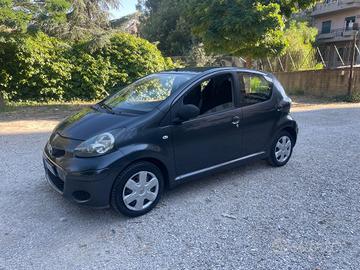 Toyota Aygo 1.0 12V VVT-i 5 porte Now