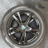 Cerchi in lega originali BMW con gomme invernali