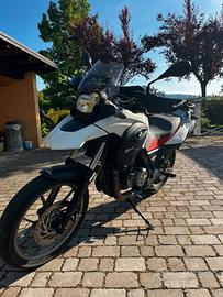 Gs 650 2011