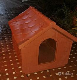 Cuccia esterni per cani taglia grande