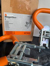 Coppia estrattori x Megatiker art.M7402 Bticino