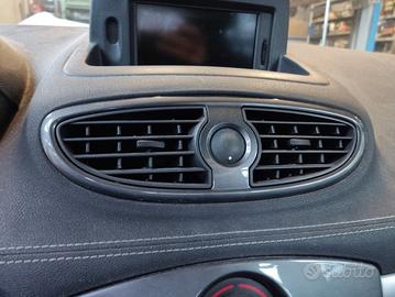 Bocchetta clima centrale RENAULT CLIO del 2011
