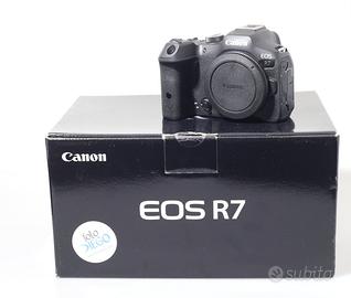 FOTOCAMERA DIGITALE MIRRORLESS CANON EOS R7. CORPO