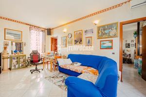 Trilocale con giardino