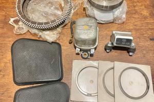 Laverda 750 sf ricambi vari