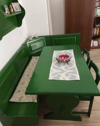 Tavolo con cassapanca