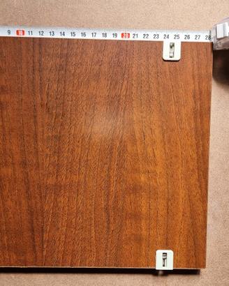 ripiani mensole legno tinta noce per cucina 