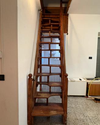 Scala in legno