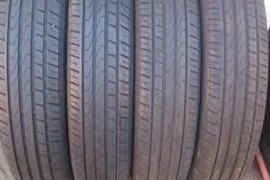 4 gomme usate 225 55 17 run Flat pirelli