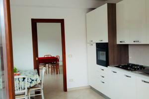 Singola con bagno a studente universitario