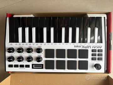 Tastiera akai professional